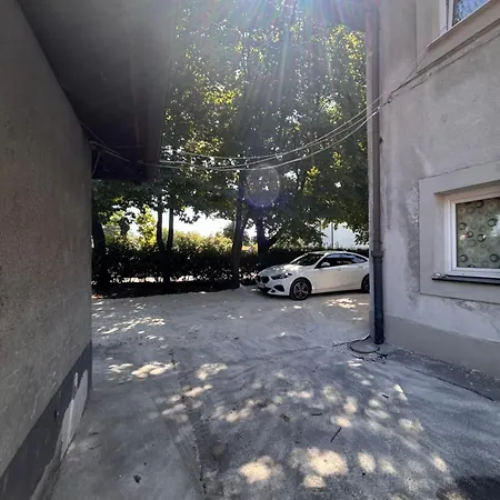 Apartman Apartmaji Mas 2 *